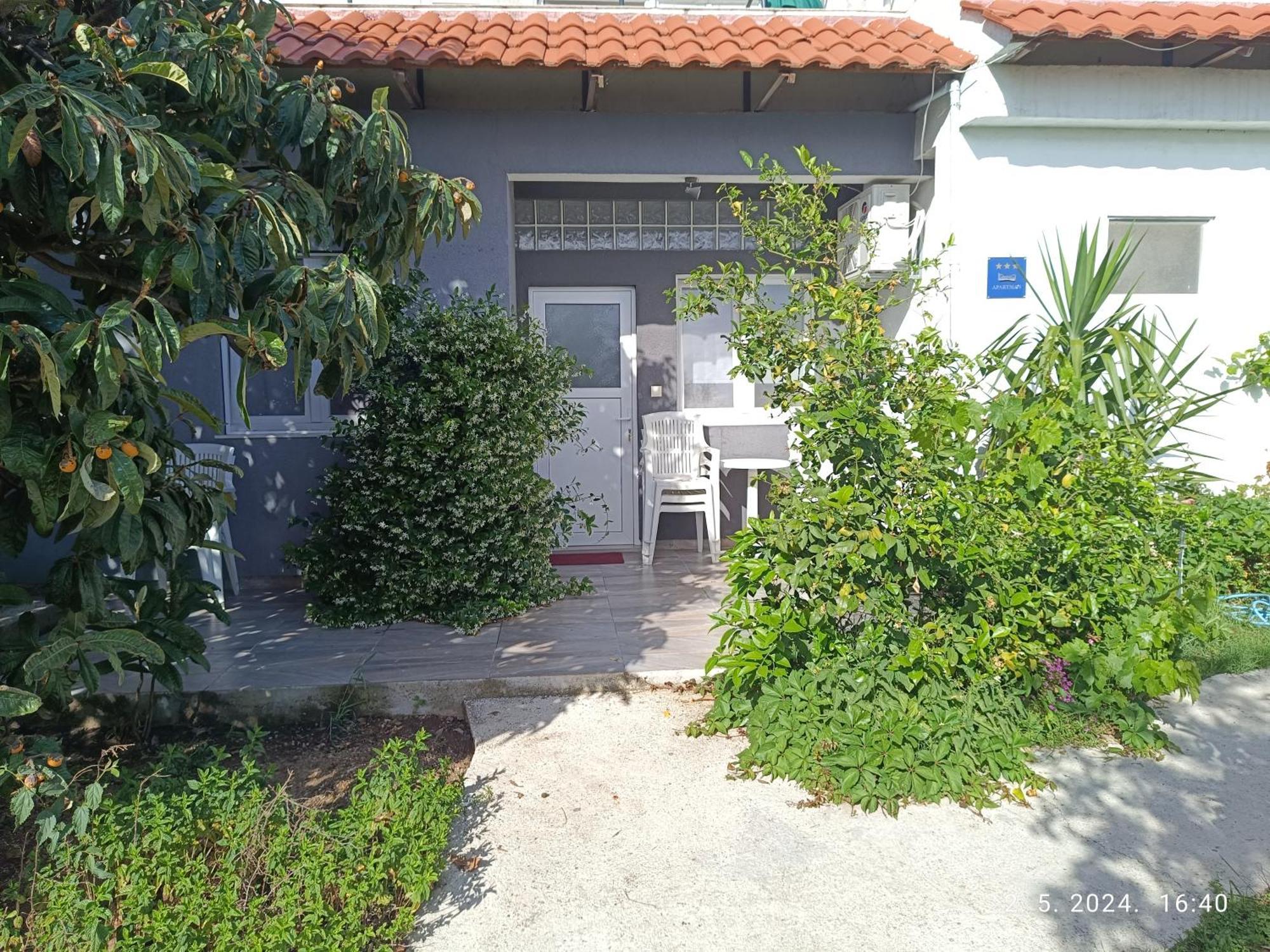 Leonica Apartment Omis Luaran gambar