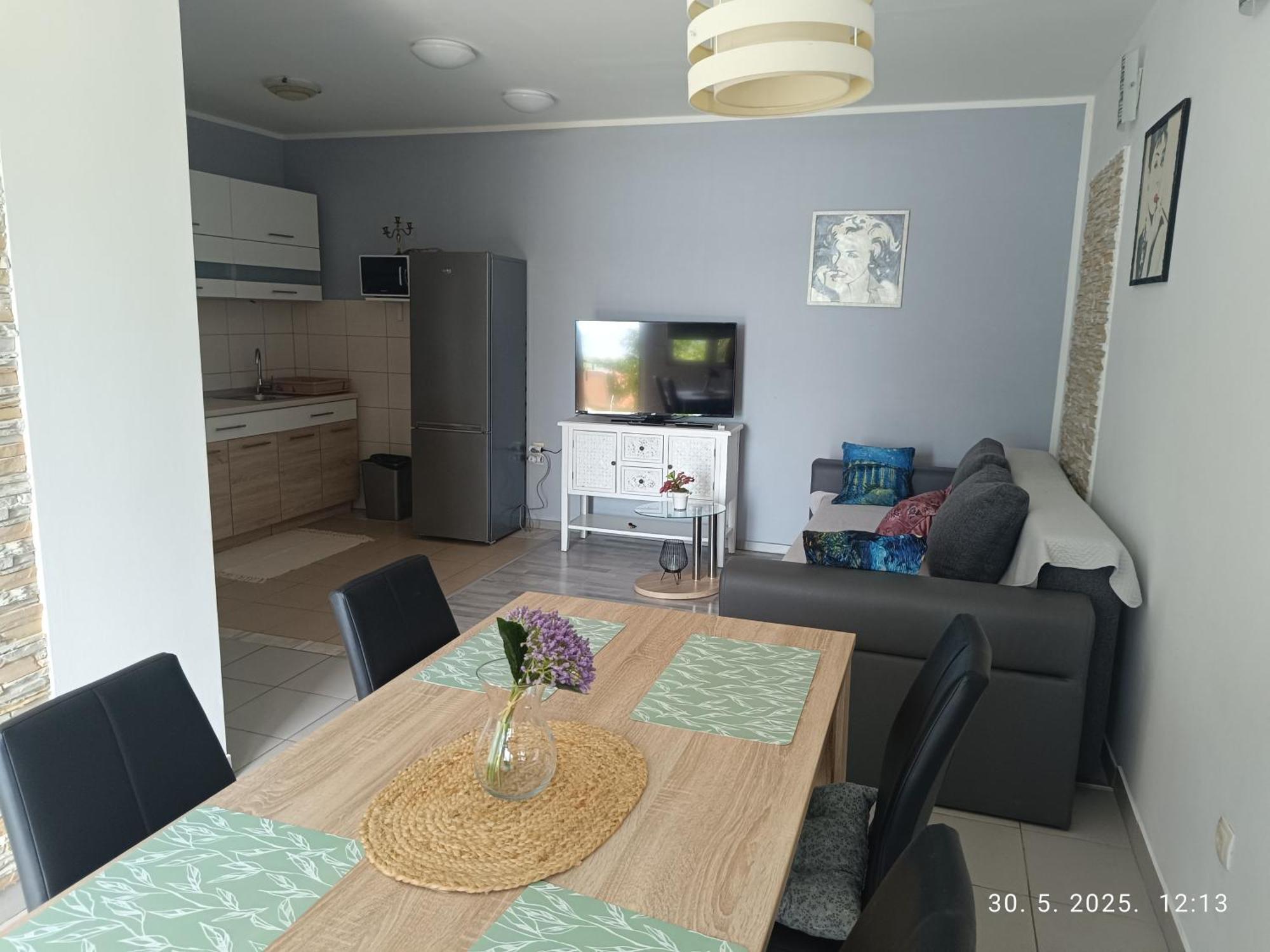 Leonica Apartment Omis Luaran gambar